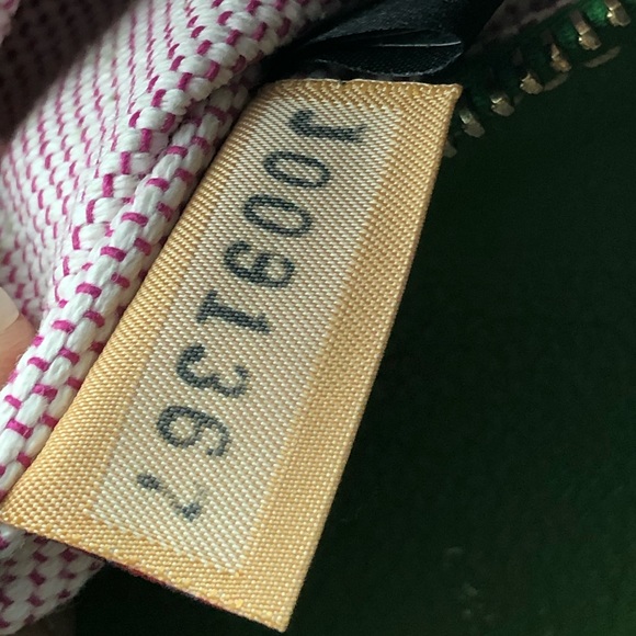 Dooney and Bourke Dillen Medium Pocket Sac - Picture 8 of 8